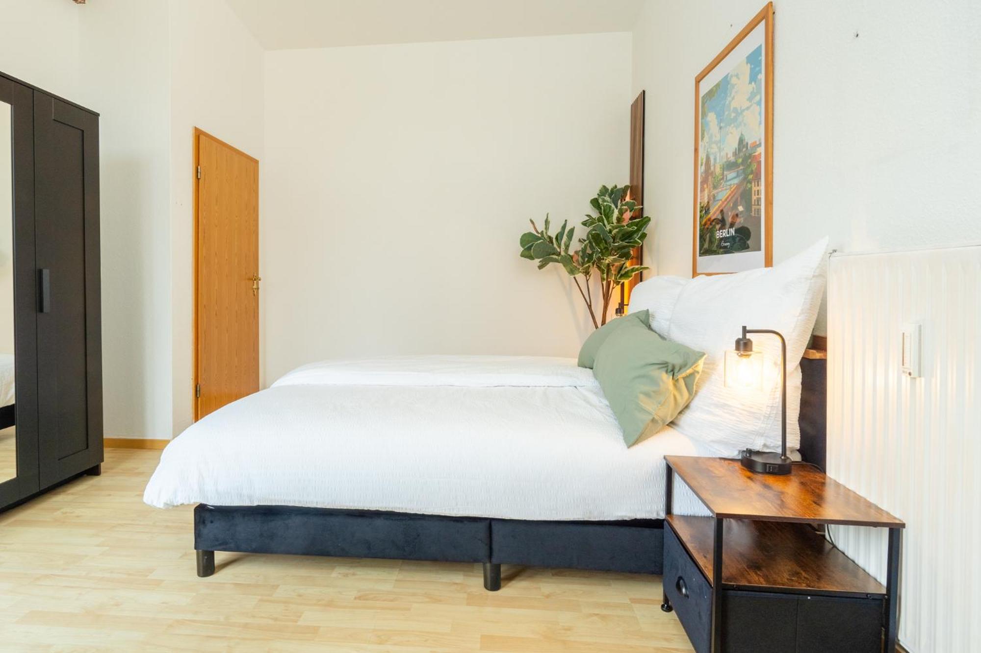Staywell - Lichtdurchflutetes Apartment Mit Terasse Берлин Экстерьер фото