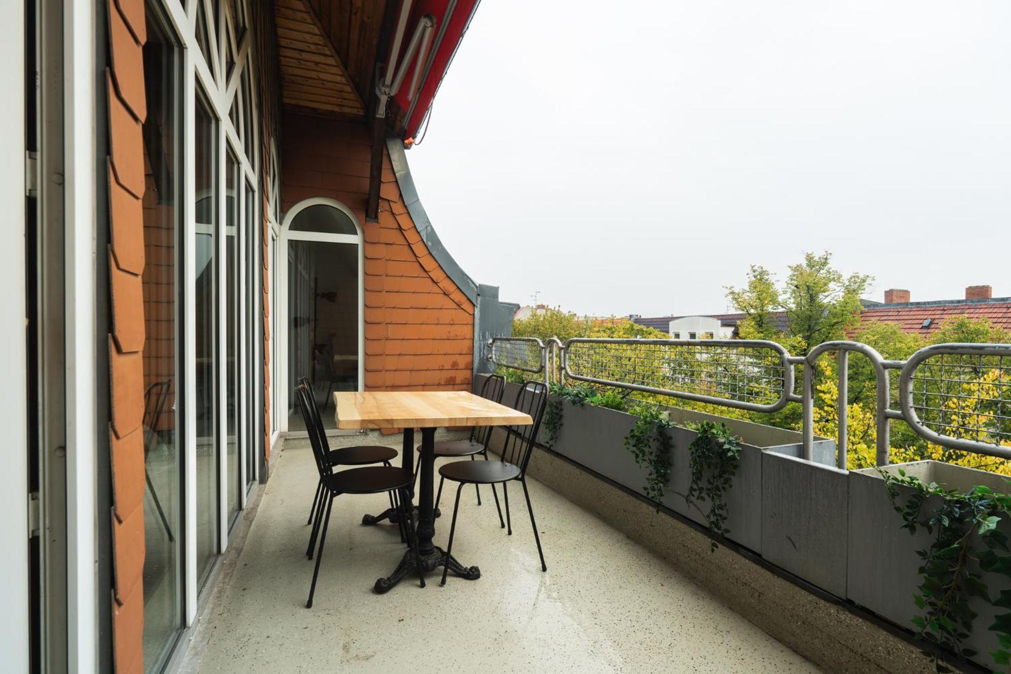 Staywell - Lichtdurchflutetes Apartment Mit Terasse Берлин Экстерьер фото
